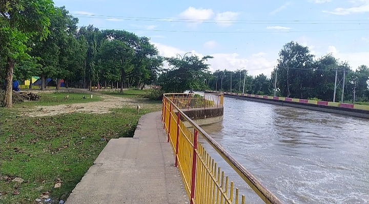 Zamania Canal
